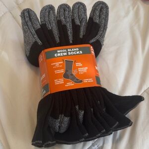 Weatherproof Wool Blend Crew Socks - Black and Gray